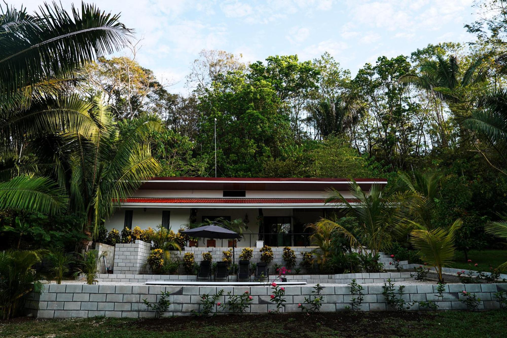 House In The Palm Forest Puerto Carrillo Ngoại thất bức ảnh