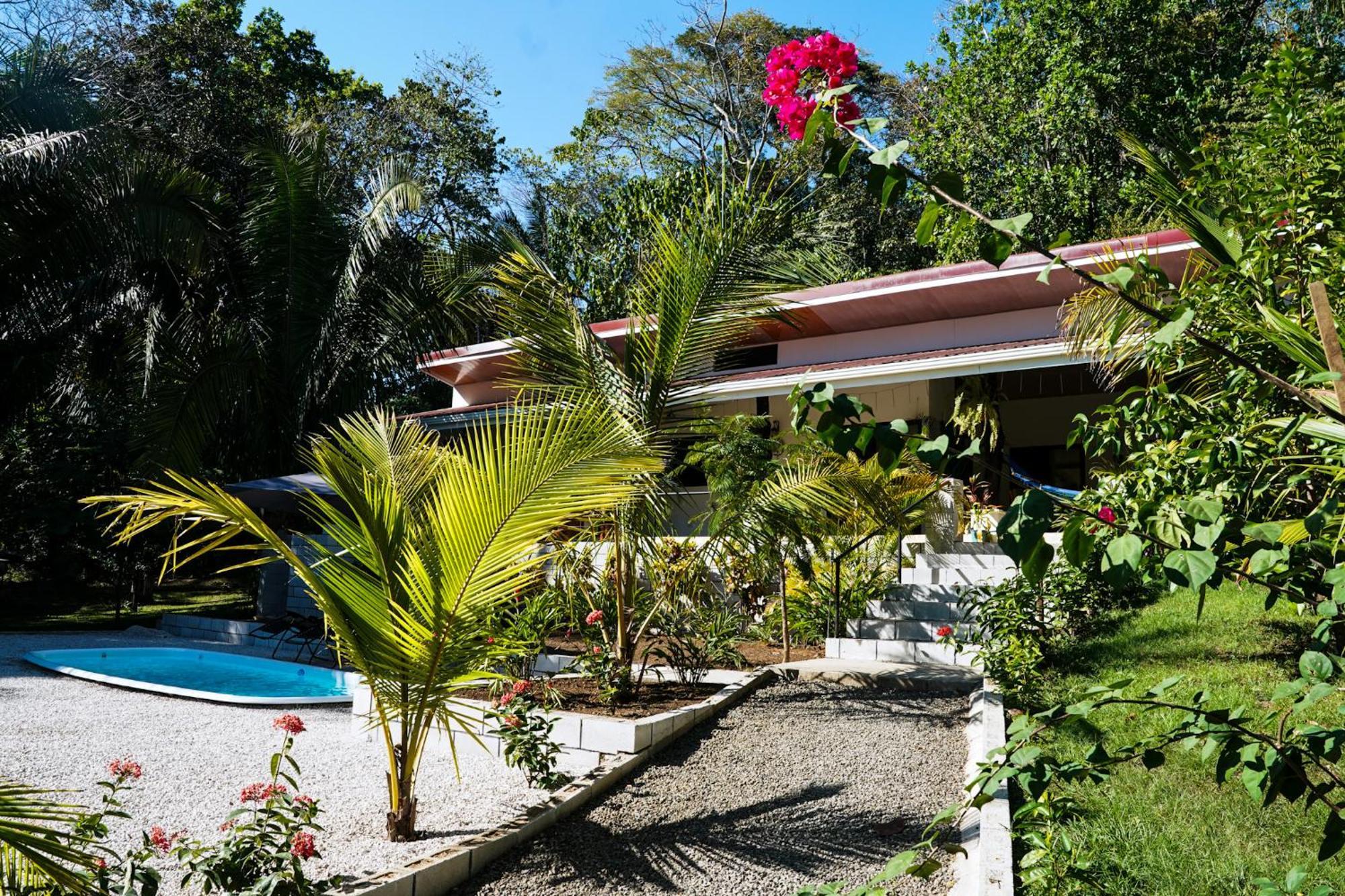 House In The Palm Forest Puerto Carrillo Ngoại thất bức ảnh